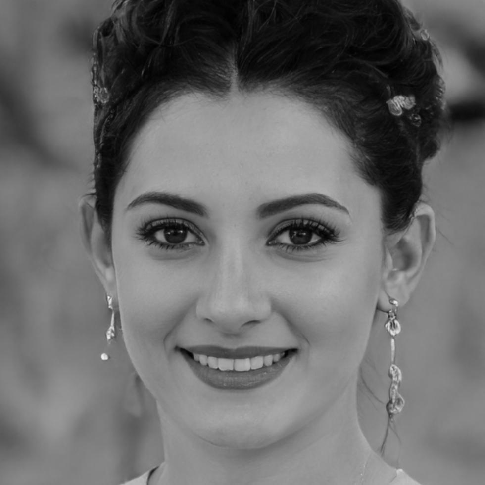 Portrait von Kira Novakova, Datenanalystin